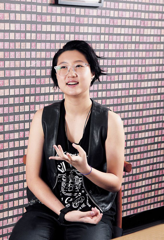 斛珠夫人|为成龙未婚生女的女星吴绮莉，现在人生状况怎样了？