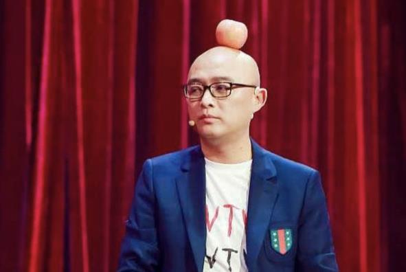 孟非|孟非出人头地后：母亲留着泪说到，李雪是个好孩子，你不能辜负她