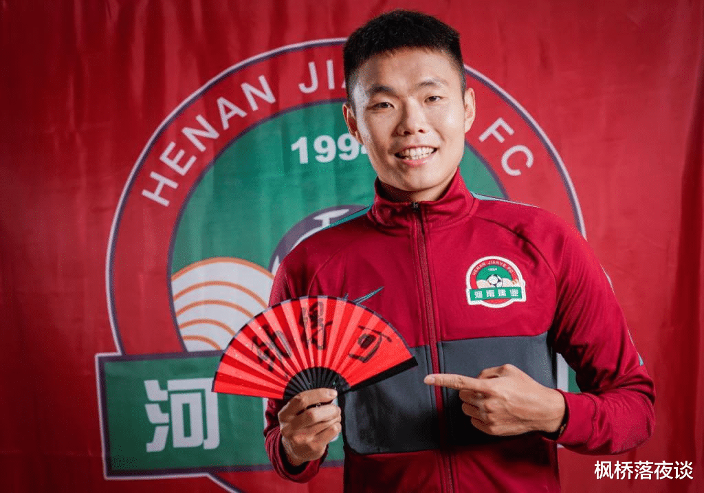 广州队|离开恒大后踢成了c罗？28岁弃将一脚落叶球征服全场，脚法精湛！