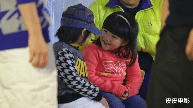 爸爸去哪儿|《爸爸去哪儿》10位孩子变化大：石头粗犷，Kimi最神秘，康康硬气