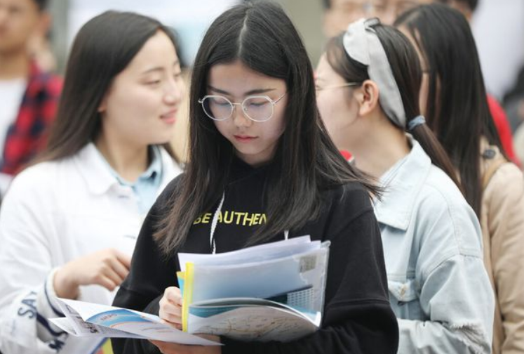 国企|国企单位将开启招聘模式，10万余个岗位等待大家，五险一金有编制