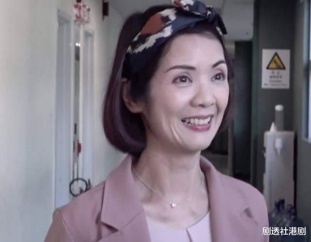 TVB|TVB荧幕女神复出录综艺，少女感满满，当单亲妈妈独自养子多年