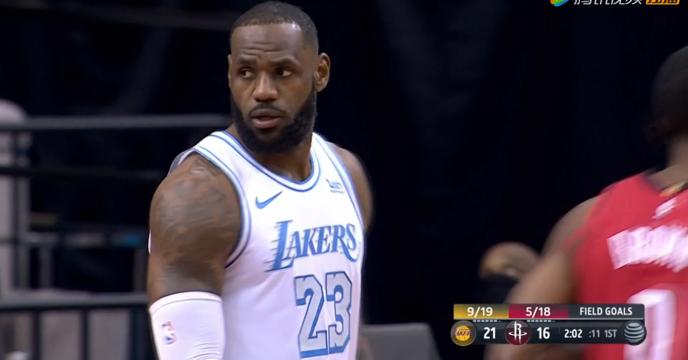 施罗德|?狂轰52分17板！詹眉势不可挡，决胜时刻老詹爆发，施罗德将功补过！