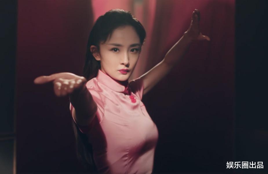 李佳航|杨幂穿旗袍拍广告，8小时点赞数近30万，视觉冲击感堪比动作大片