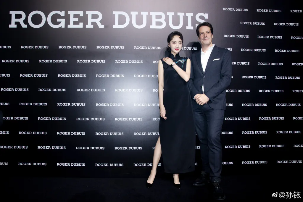 孙铱|啊？又一位当红小花，悄悄怀孩子了