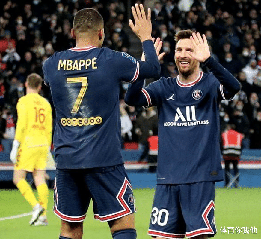 梅西|凌晨4点10分！梅西不进球说不过去，对手非职业队，前锋是清洁工