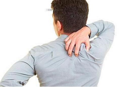 峰哥说表|上班最怕颈椎疼,中医:3个穴位专克颈椎病,简单管用!