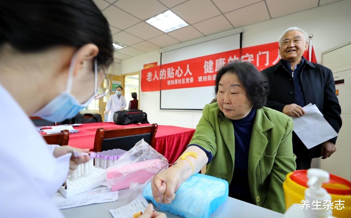 医生|27岁女子腹痛,被确诊肝癌,抢救已无效身亡,医生:产后抑郁惹的祸