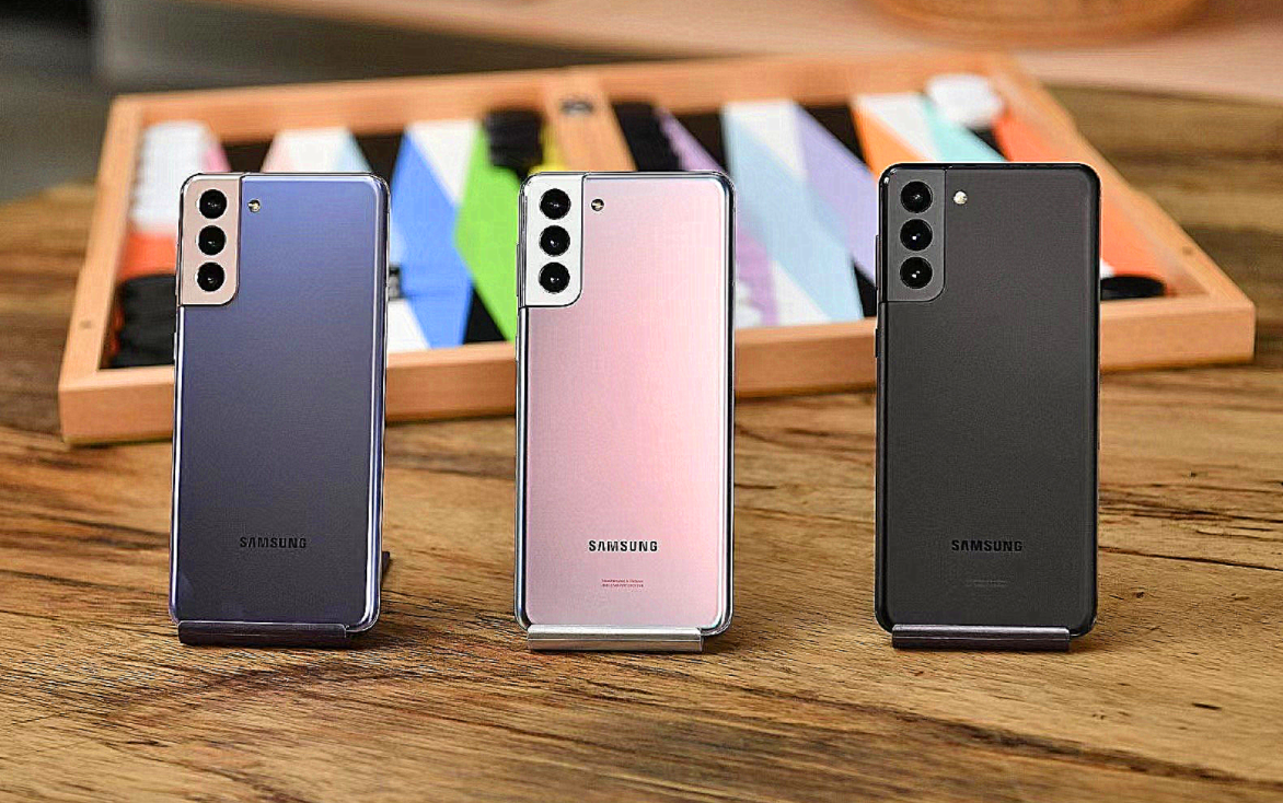 三星手机|发售不到一年跳水2300元，IP68+6400万三摄，这台旗舰机怎么了？