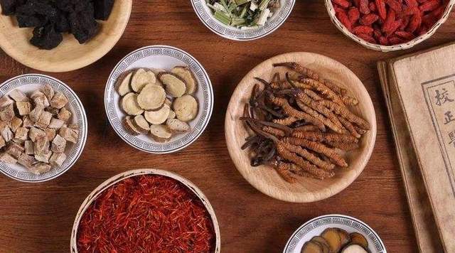 咳嗽|虚不受补？送你两味中药，固涩一身精气，让你正气内存，邪不可干