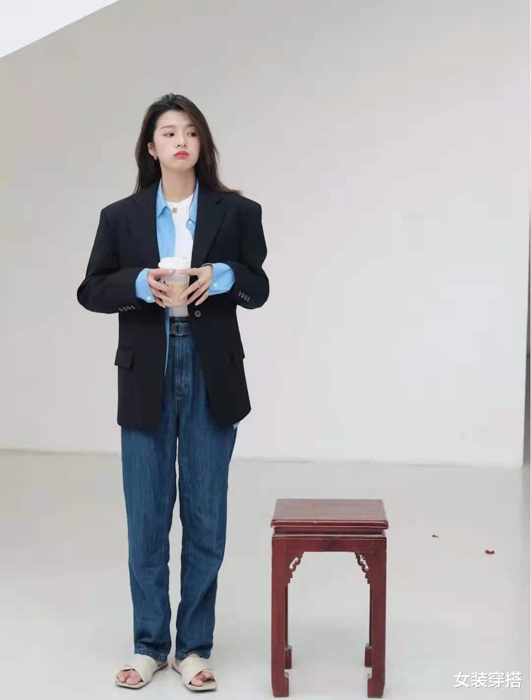 女装穿搭|黑色西装外套内搭什么颜色的衣服好看
