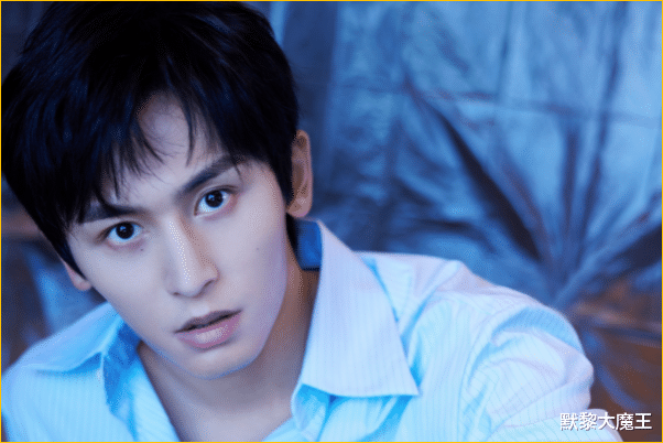 王俊凯|七月“最受欢迎”艺人出炉，朱一龙第5，王俊凯第3，榜首人气断层