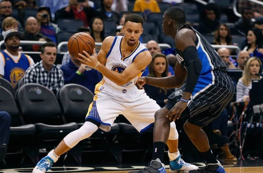 勇士队|勇士将喜提3连胜,双方高达12人缺席比赛,库里vs武切维奇