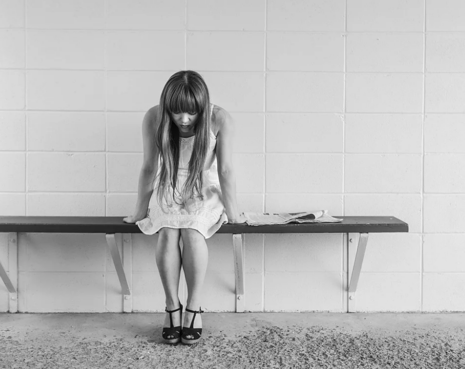 萱爸育儿经|《人生重开模拟器》成功走红,背后暗藏现实悲剧,未来孩子会更难