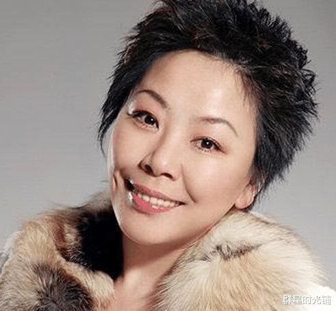 衡越|赵本山御用歌手衡越：错付10年青春被抛弃，儿子生父成谜