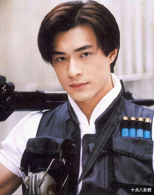 李云迪|9位大龄未婚男明星，有人儿子生母成谜，有人嫖娼被拘留