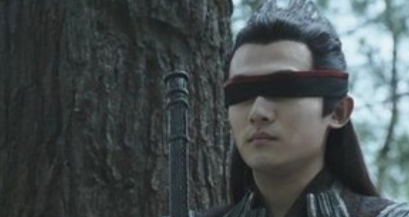 庆余年|庆余年: 难怪二皇子在狱中服毒自尽,你看他在遗书上写哪4个字?