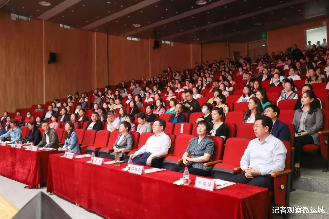 记者观察微运城 2021年运城市第六届“理想杯”阿笨猫幼儿讲故事展演活动第二场在垣曲县圆满举行