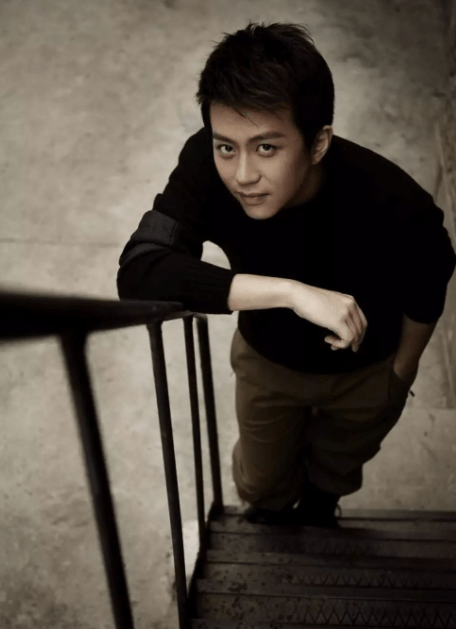 文梦洋|2008年她曾成功走红，却因跟错导演还整容，如今混得不如18线明星