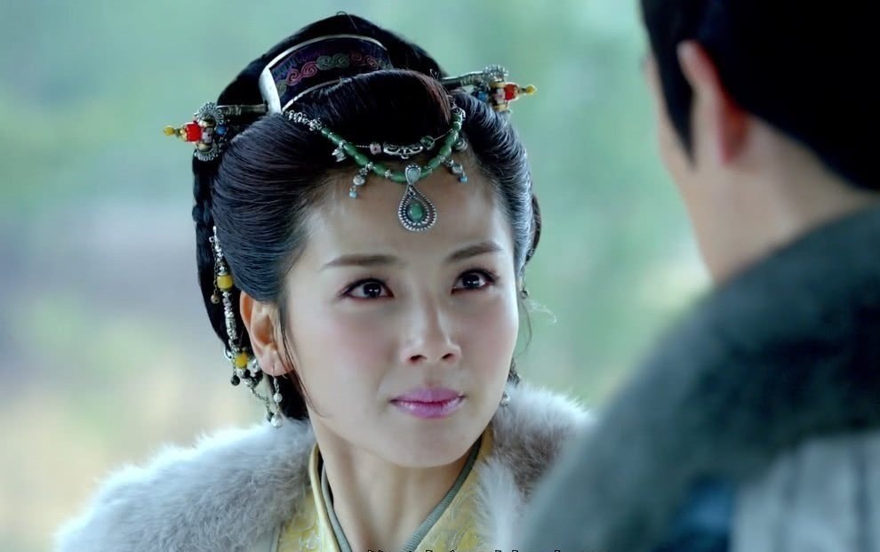 正午阳光|正午阳光放大招，山海情导演再出新作！男主是实力派，女二太惊艳