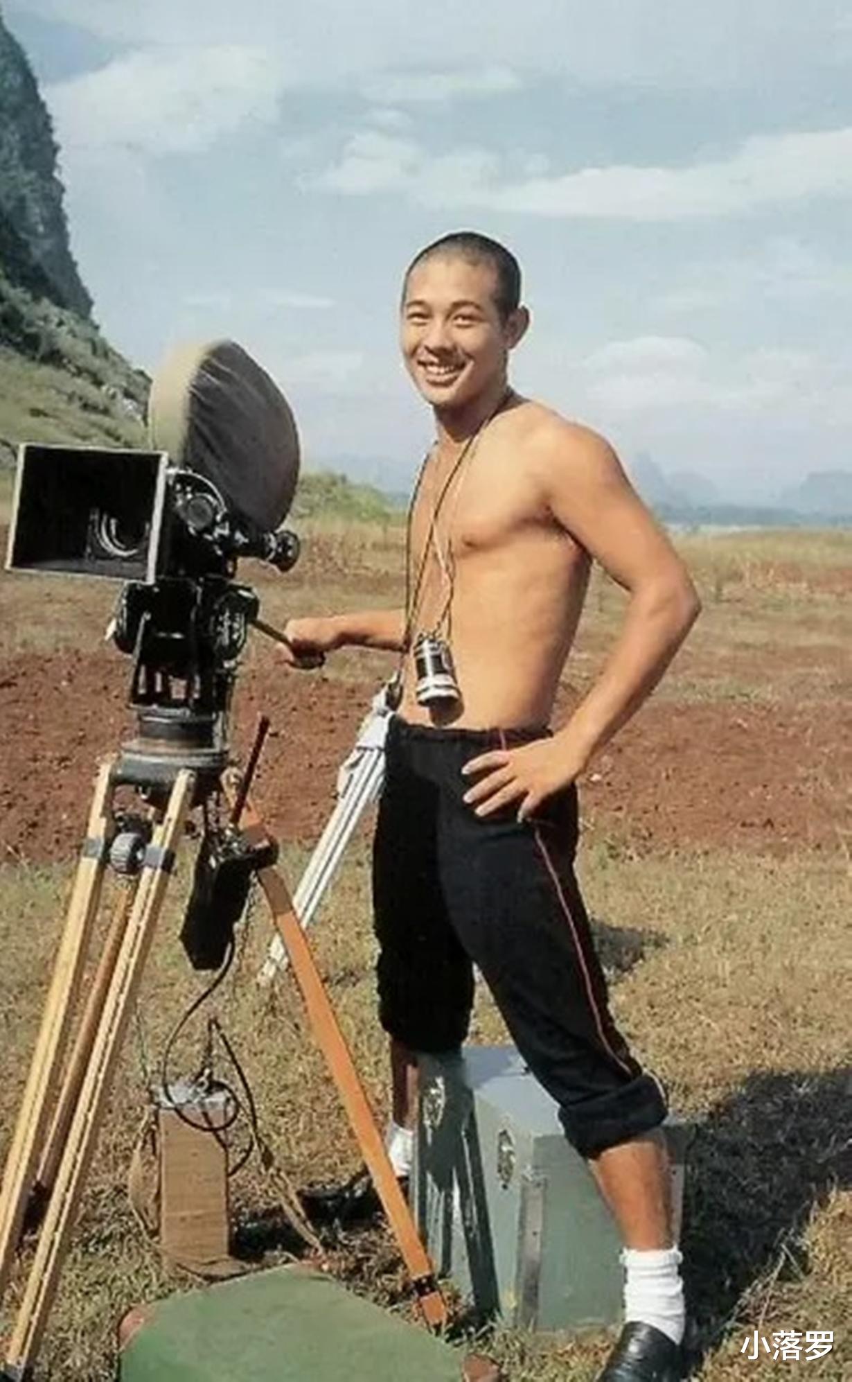 李小龙|吐酒的梦露，打铁砂袋的李小龙，穿黑白泳装的戴安娜：您见过这些照片吗