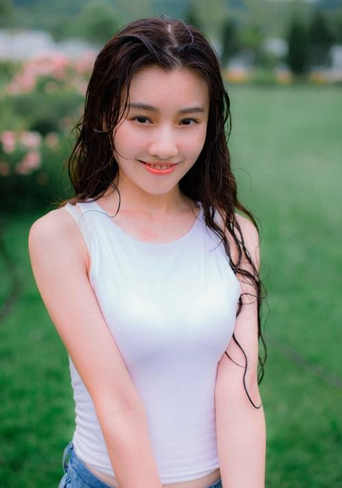 王鹤润|拍戏时嫌井水脏，导演无奈倒140桶矿泉水的那个女星，现在咋样了