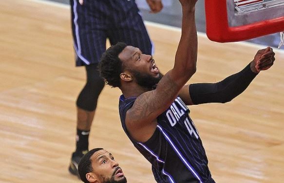 安東尼·戴維斯|沃格爾官宣詹姆斯！NBA完成2簽1裁，濃眉哥發聲，科比質疑霍華德