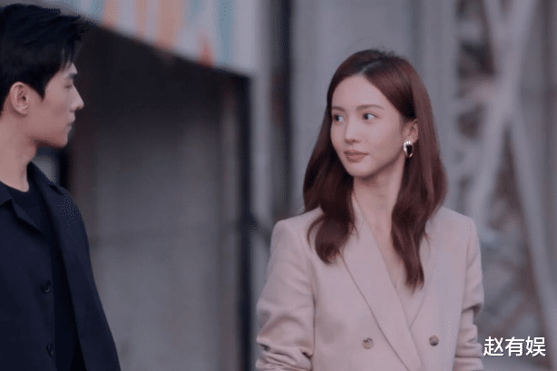 金晨|金晨再陷整容风波，鼻翼出现郑爽同款疤痕！本人亲自回应