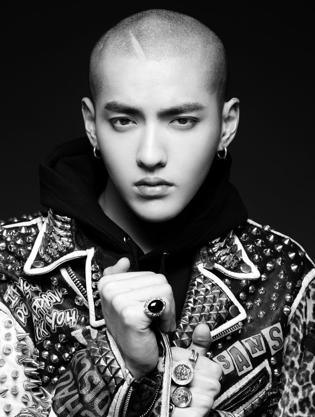 吴亦凡|吴亦凡初代女友终发声，却被指帮其洗白，还不如站姐脱粉回踩精彩