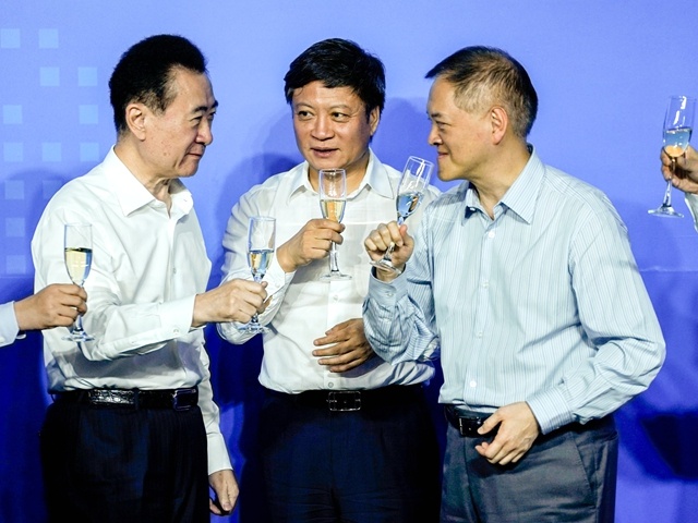 王健林 套现近100亿,万达从美国全面撤资,王健林打的什么算盘?