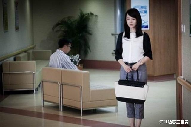 江湖酒客王富贵|我瞒着妻子借给了女同事4万元，13年后，她却用这样的方式报答我