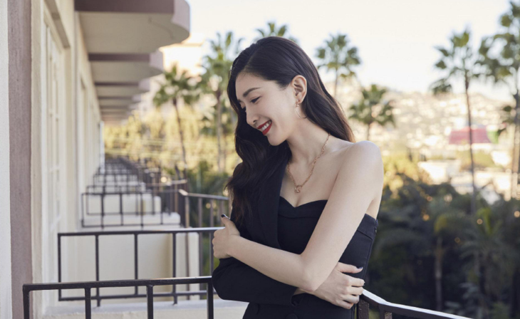 江疏影|《女士的法则》杀青,江疏影造型霸气侧漏性格十足