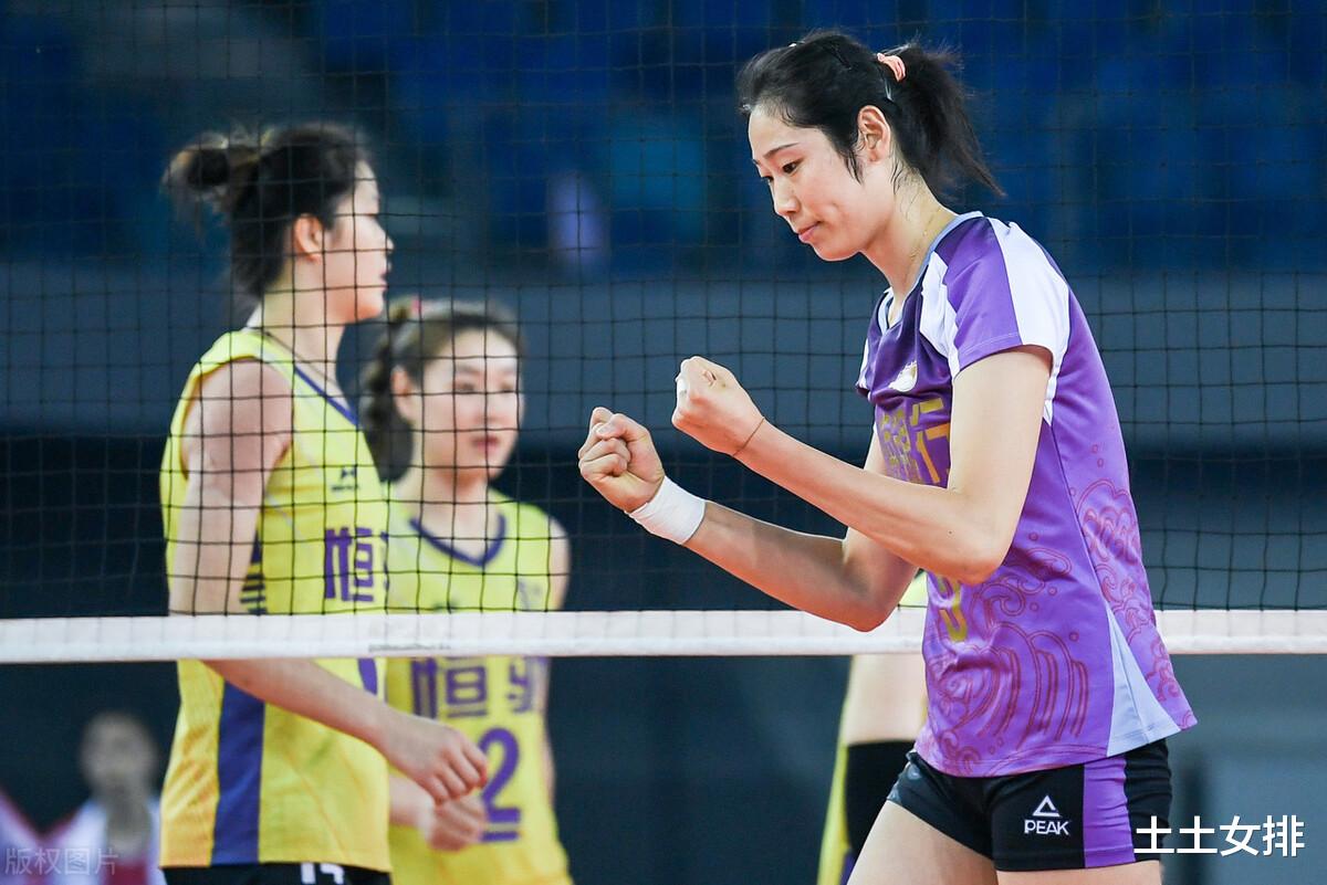 女排|女排比赛直播最新消息！明天开打，各家粉丝有喜有忧