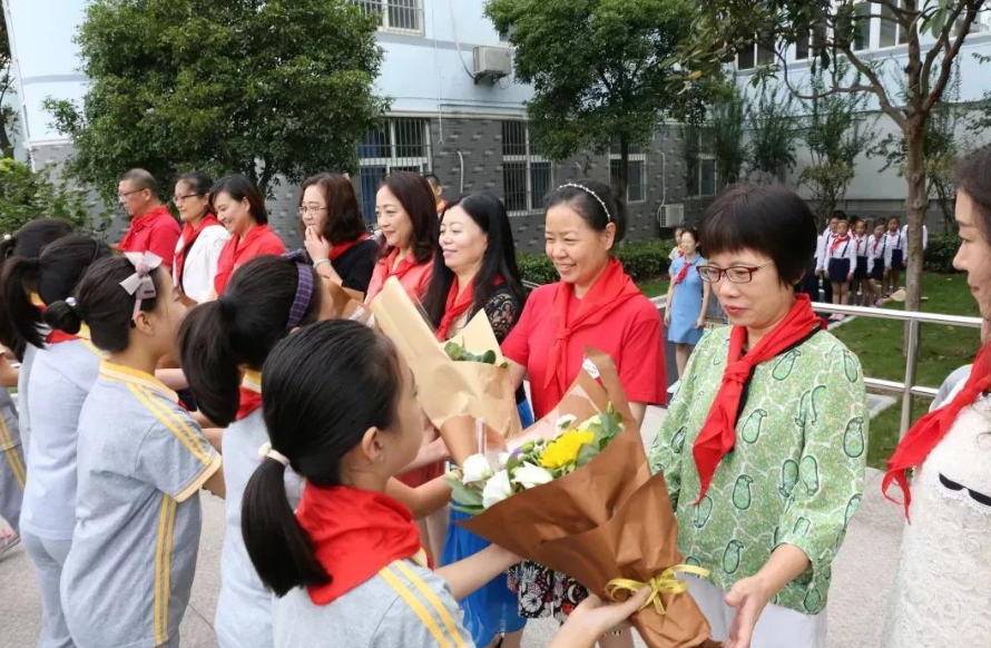 大学生|公务员考试，这3个岗位要慎重选择，不少人干两年就想“辞职”了