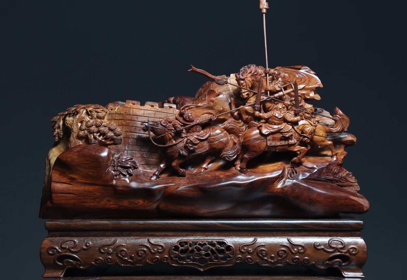 翡翠|黄花梨 | 三英战吕布