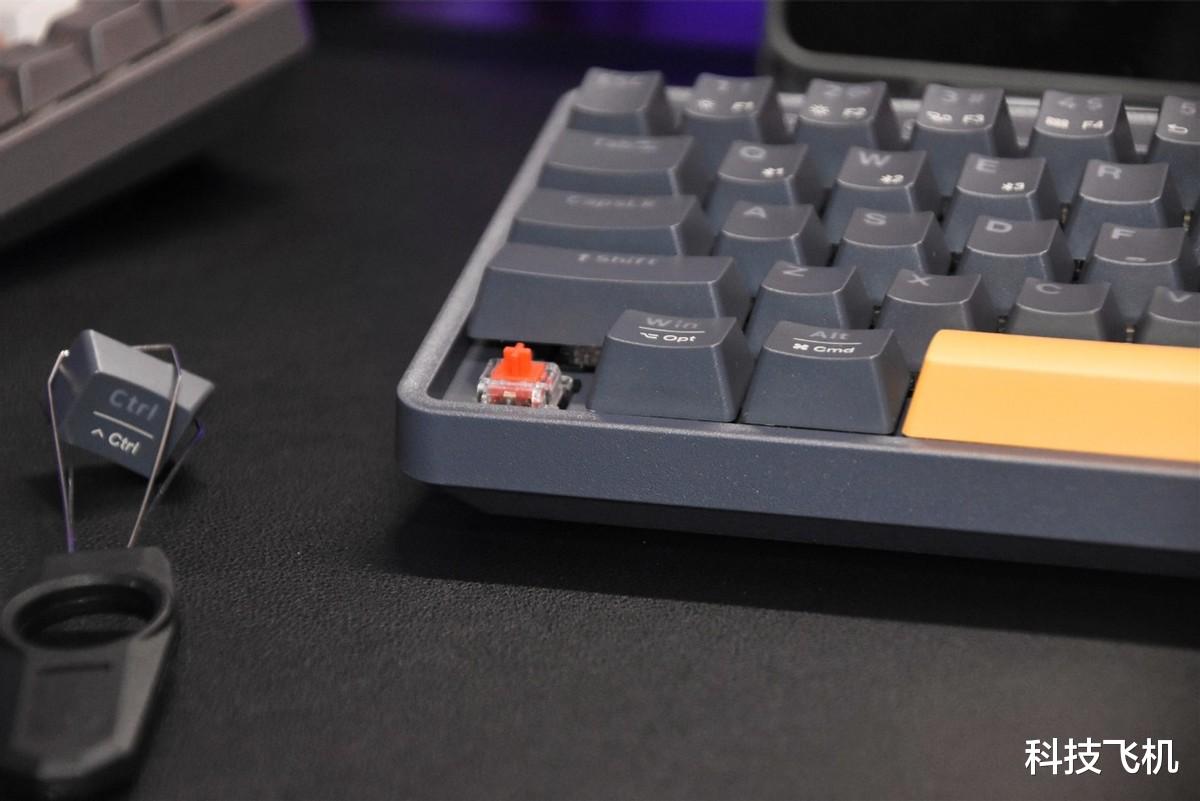 选到了！68键位更小巧，机械键盘也走性价比，米物Z680C机械键盘