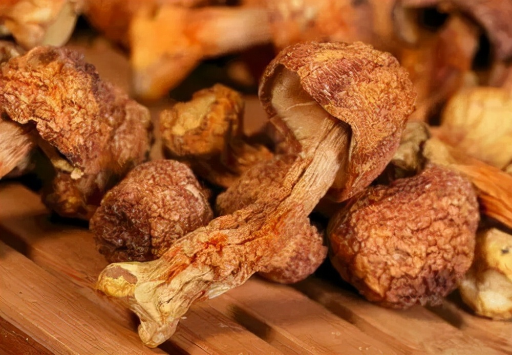 医生|37女子意外染上HPV,2个月后疣体满脸,医生感叹:一定要重视,晚了毁容