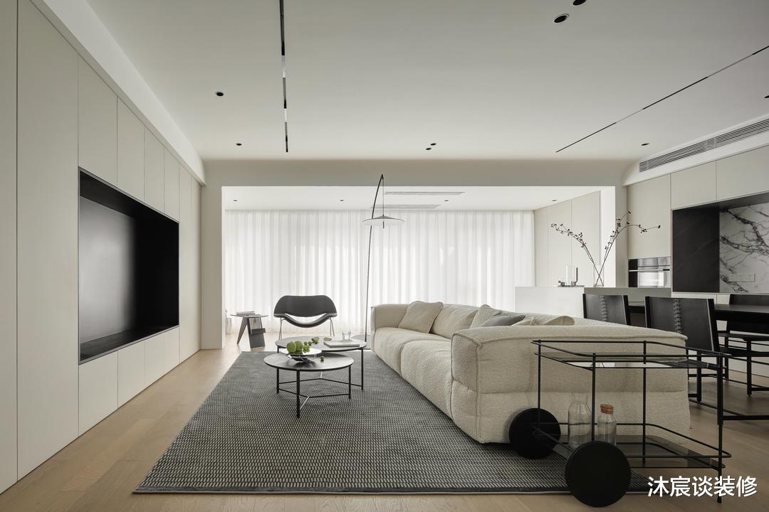 横厅+极简装修，这个家想不高级都难！
