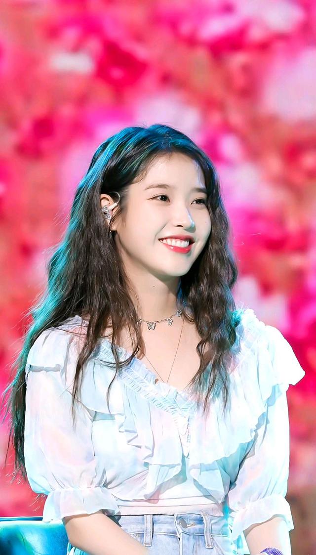 iu|IU李知恩制作纪录片因差别对待惹粉丝疑惑，公司出面澄清兼道歉