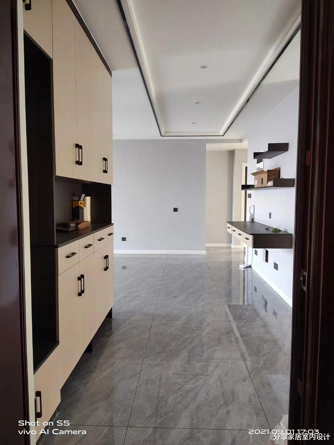 |硬装完工实拍，保洁做完就很漂亮，电视墙太让人满意了，很抢眼！