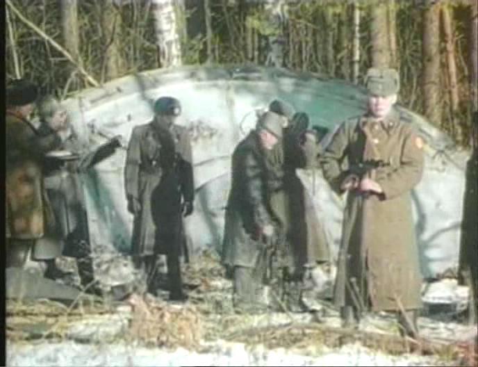 苏联解体后绝密UFO档案披露：潜水员在贝加尔湖遭遇未知人形生物