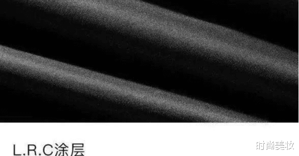 时尚美妆|薇娅直播的\＂懒人伞\＂一夜爆红，39度出门不怕晒，网友：这么简单？