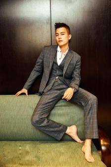 迪丽热巴|小八卦，张艺兴，王子异金晨，欧豪，秦俊杰，刘美含