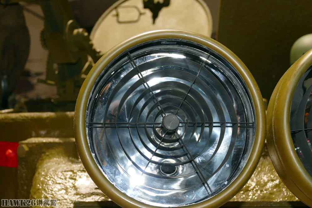 轻型坦克|俄罗斯博物馆完善T-26轻型坦克 加装两个探照灯 复原当年夜战型号