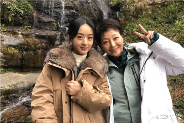 赵丽颖|赵丽颖3月21日路透照太憔悴！瘦成纸片人，体型只有正常人一半