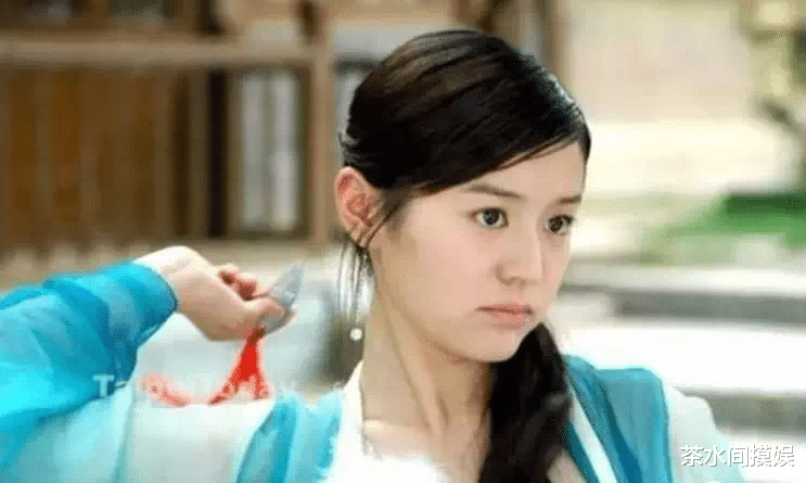 黄忆慈|同样是演“傻白甜”，为何有人娇俏灵动，有人演成了“真傻子”？