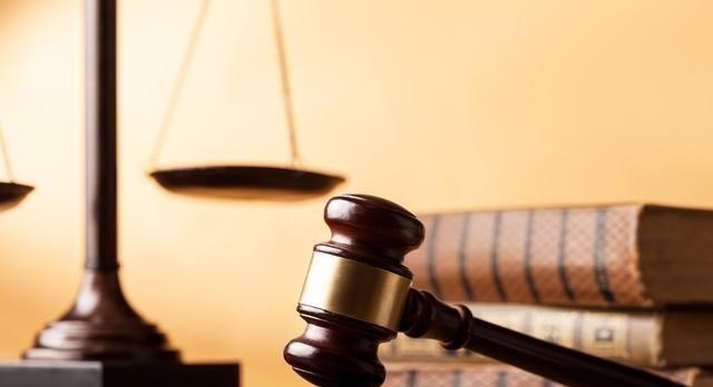 雪落无尘谈|大学女外教造谣抹黑中国,被限期离境。为师者当先修身!