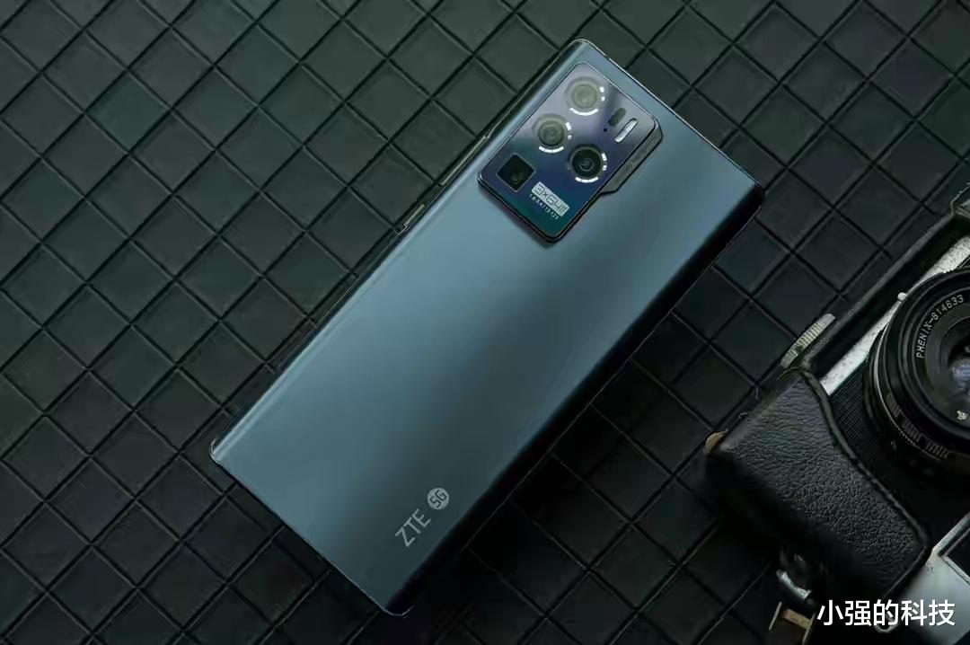 AMD|近期哪些手机最值得购买 这三款推荐给你 内行人的推荐入手绝不后悔