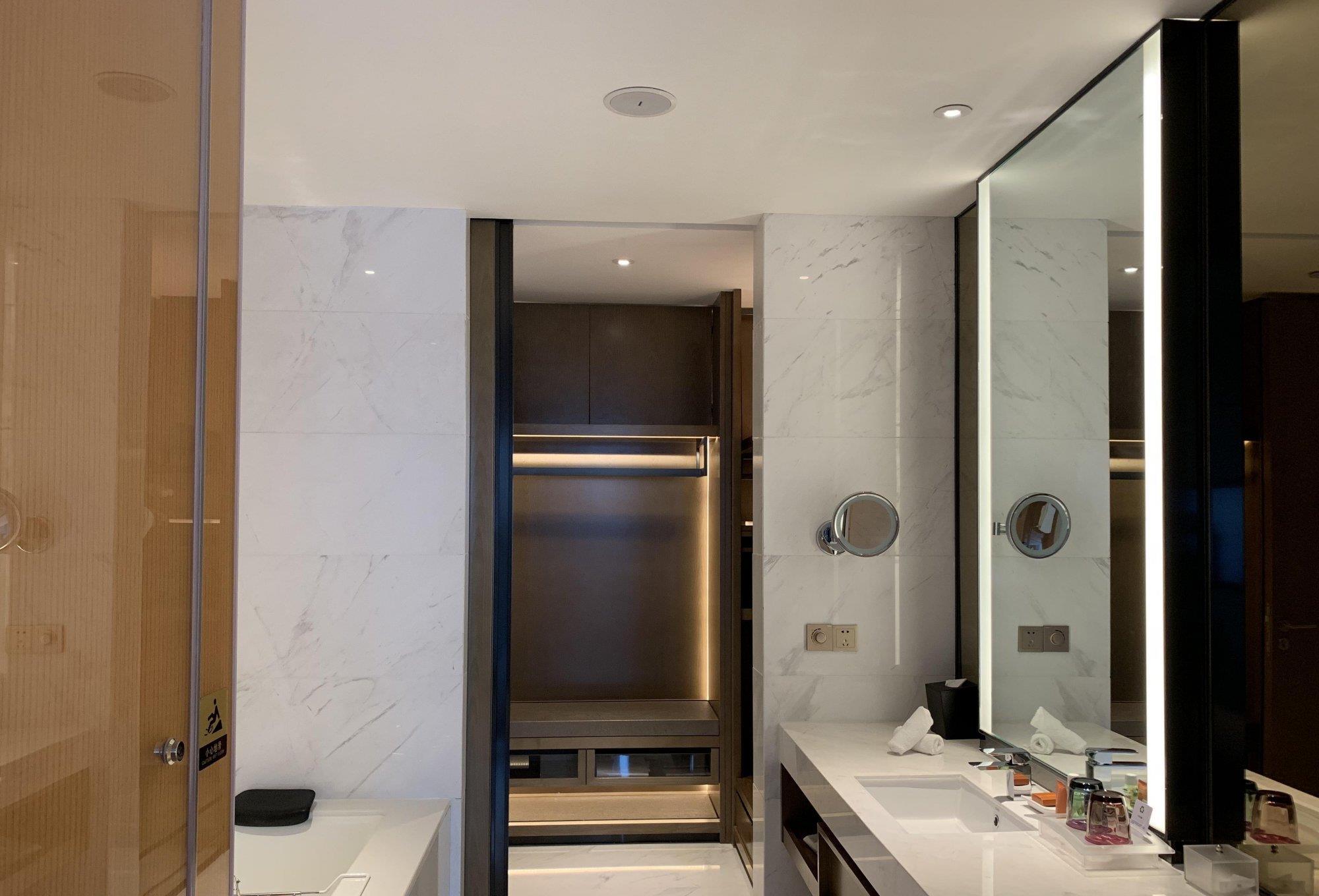 |为什么有人把卫生间改成衣帽间后苦不堪言？因为有4个地方没做好