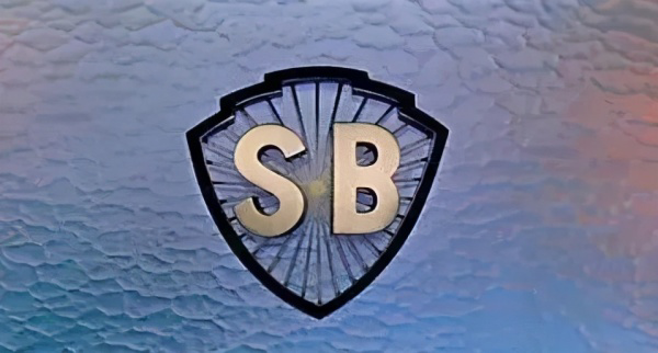 中国电影|一部《李焕英》，就能让中国电影工业倒退50年？